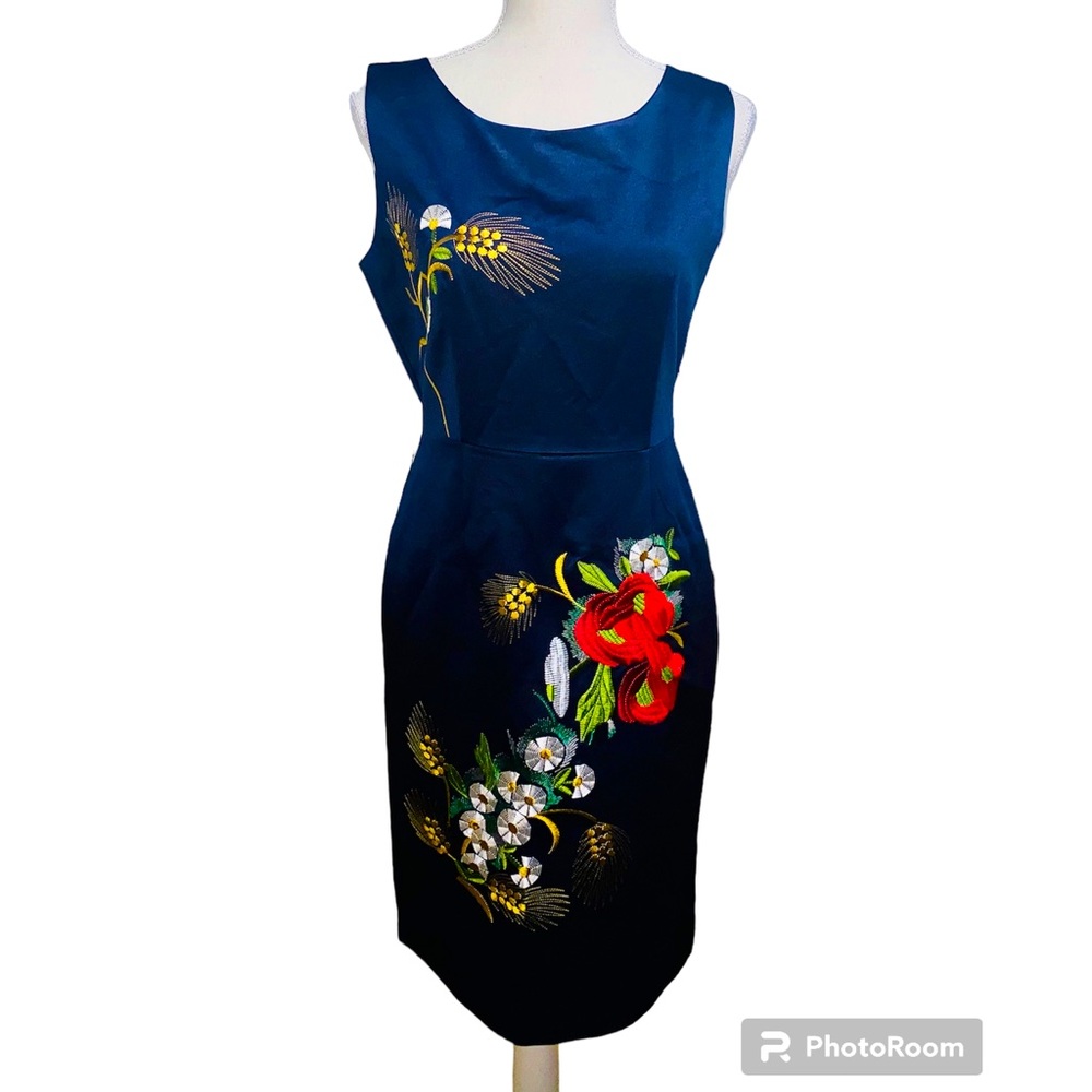 Friday Navy Blue Vibrant Embroidered Colors Sheath Dress Size 10
